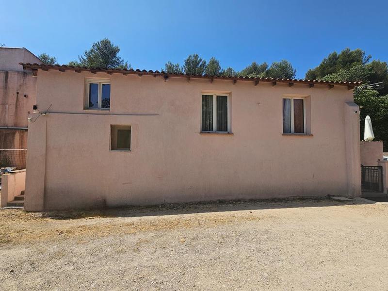 Villa - 345 m² - 14 pièces