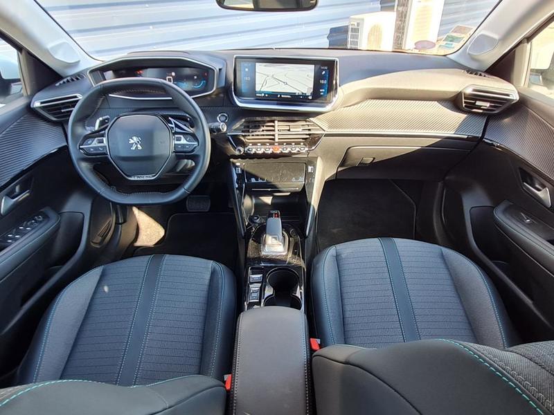 Peugeot 208 Eat8 Allure 130 "Camera, 17559km"