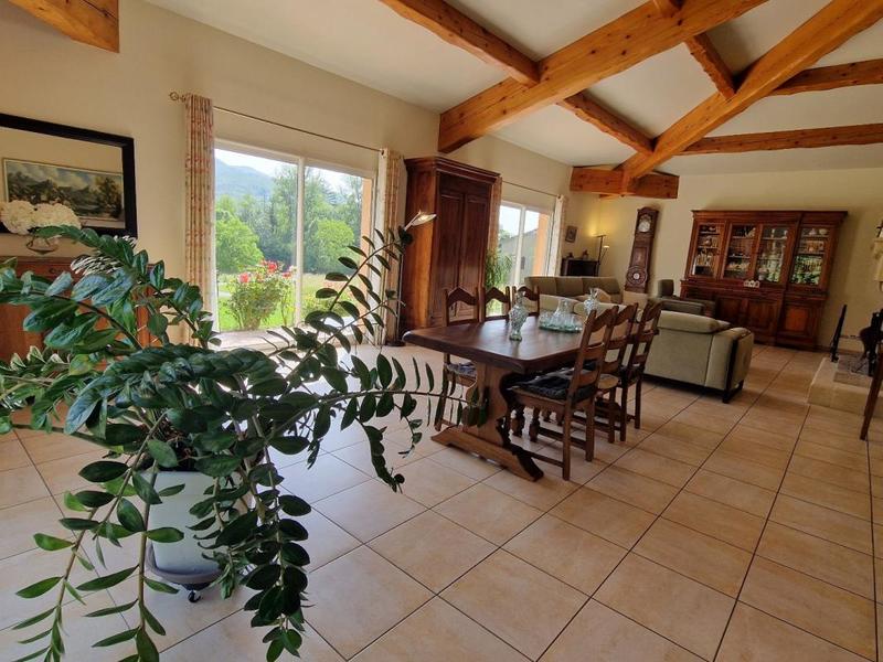 Villa - 192 m² - 5 pièces