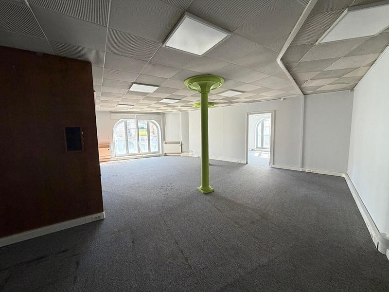 Bureau - 113 m²