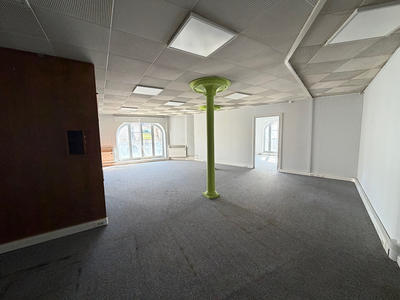 Bureau - 113 m²