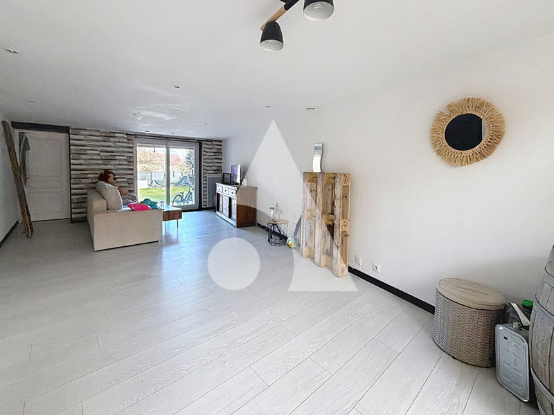 Maison - 110 m² - 4 pièces