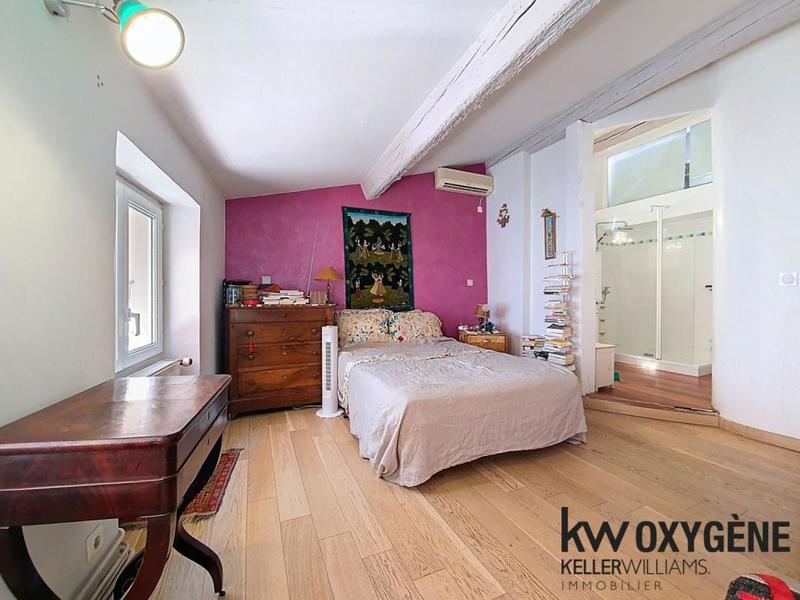 Duplex - 122 m² - 5 pièces