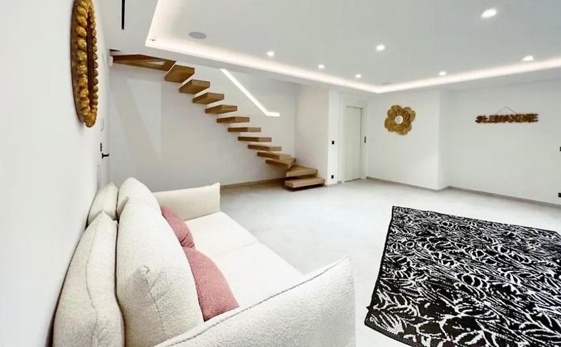 Villa - 280 m² - 6 pièces