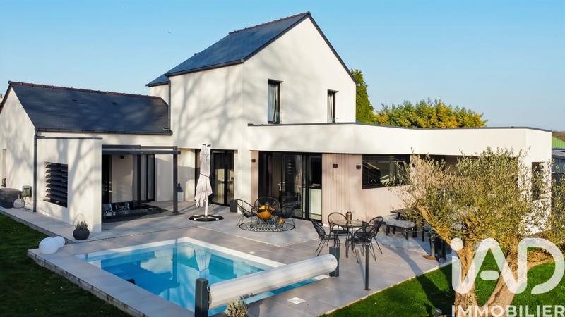 Maison - 150 m² - 5 pièces