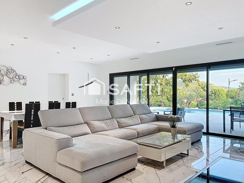 Maison - 135 m² - 5 pièces