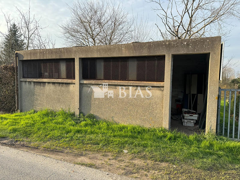 Parking / Garage - 30 m²