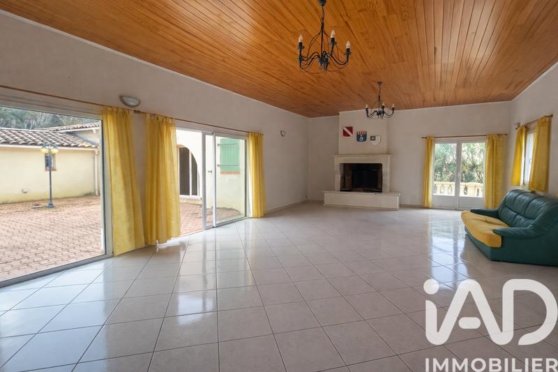 Maison - 254 m² - 11 pièces