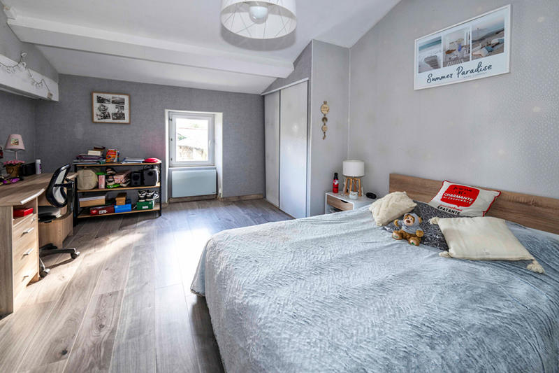 Maison - 161 m² - 6 pièces