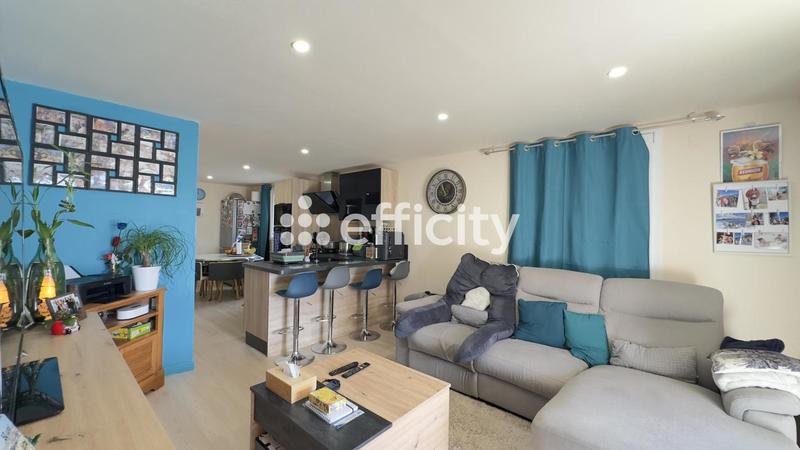 Maison - 205 m² - 8 pièces