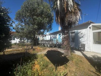 Maison - 200 m² - 6 pièces