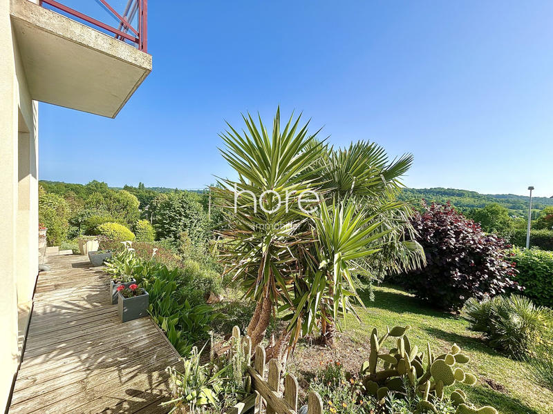 Villa - 275 m² - 9 pièces