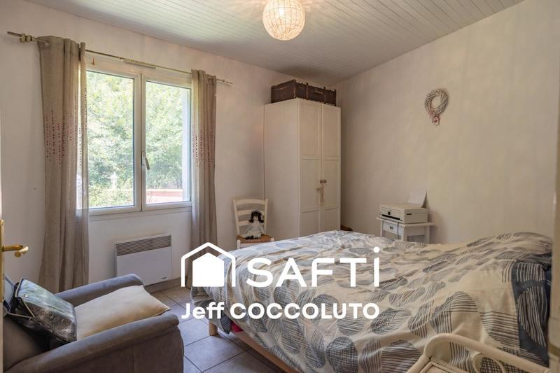 Maison - 205 m² - 9 pièces