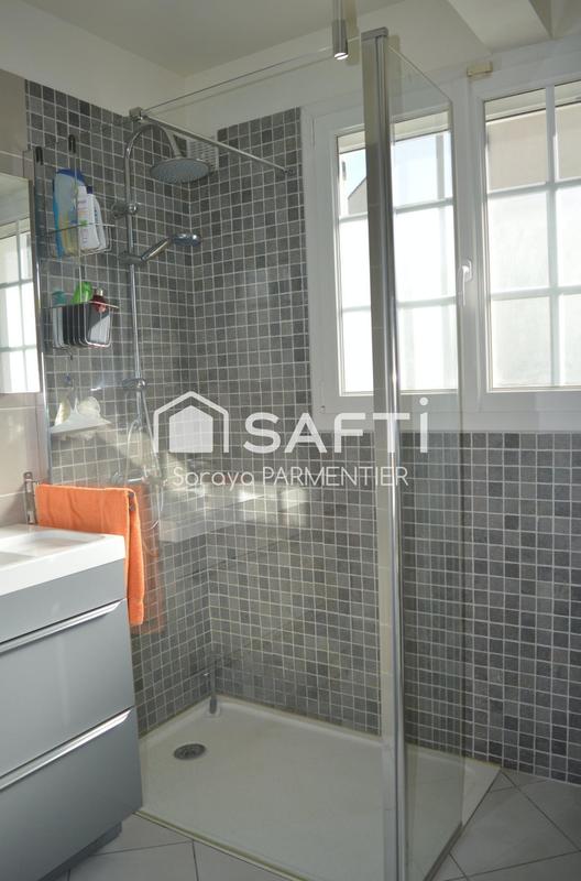 Maison - 138 m² - 7 pièces