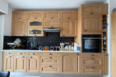 Appartement - 94 m² - 4 pièces