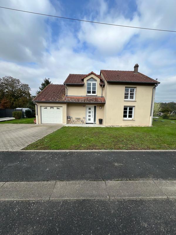 Maison - 110 m² - 4 pièces