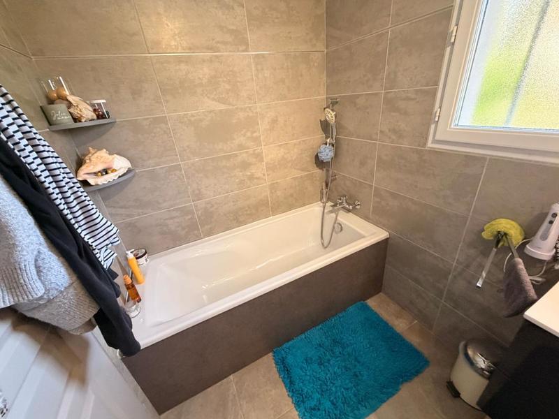 Maison - 123 m² - 4 pièces