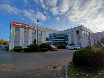 Bureau - 200 m² - 9 pièces