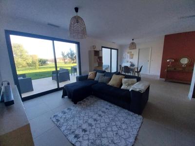 Maison - 153 m² - 6 pièces