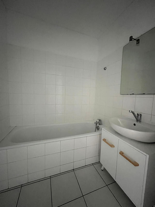 Appartement - 98 m² - 5 pièces