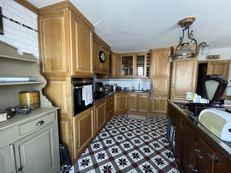 Maison de ville - 313 m² - 10 pièces