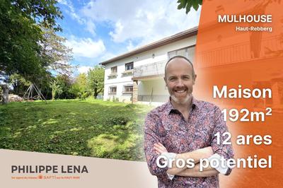 Maison - 192 m² - 9 pièces