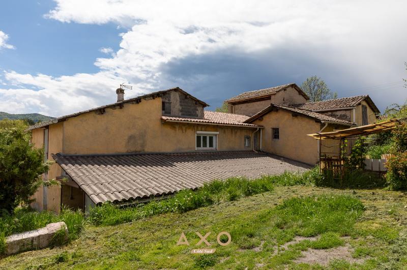 Propriété - 160 m² - 6 pièces