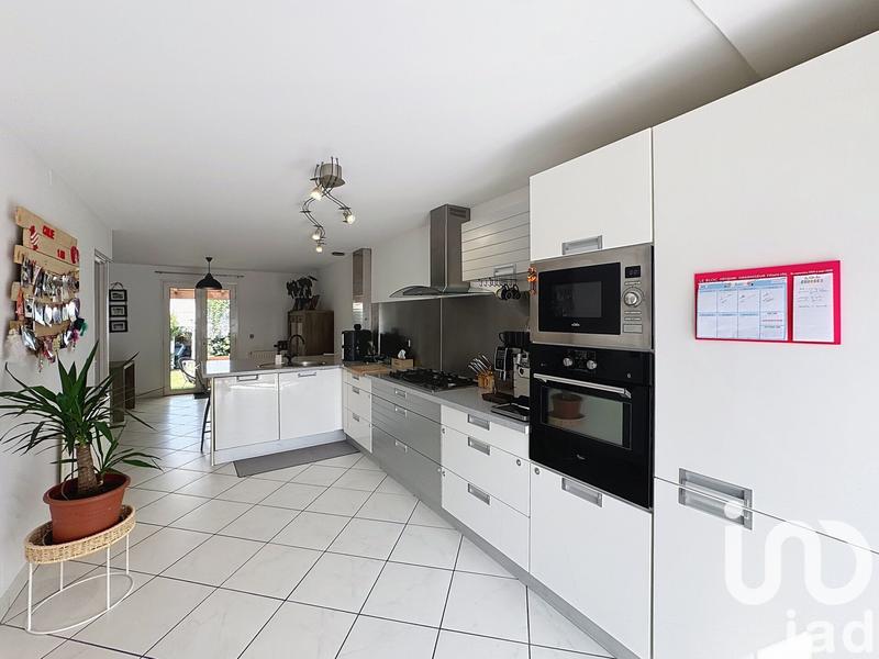 Maison - 110 m² - 4 pièces