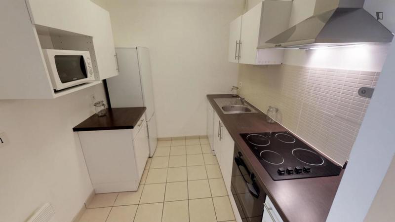 Chambre - 11 m² - 4 pièces