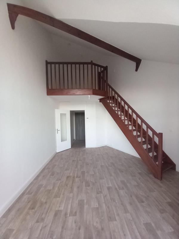 Appartement - 60 m² - 2 pièces