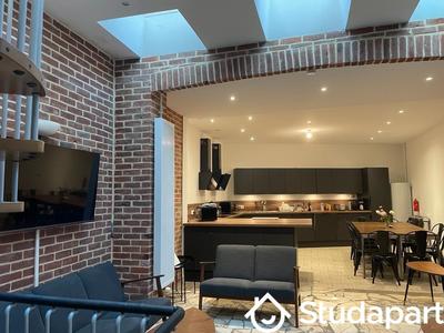 Chambre - 13 m² - 1 pièce