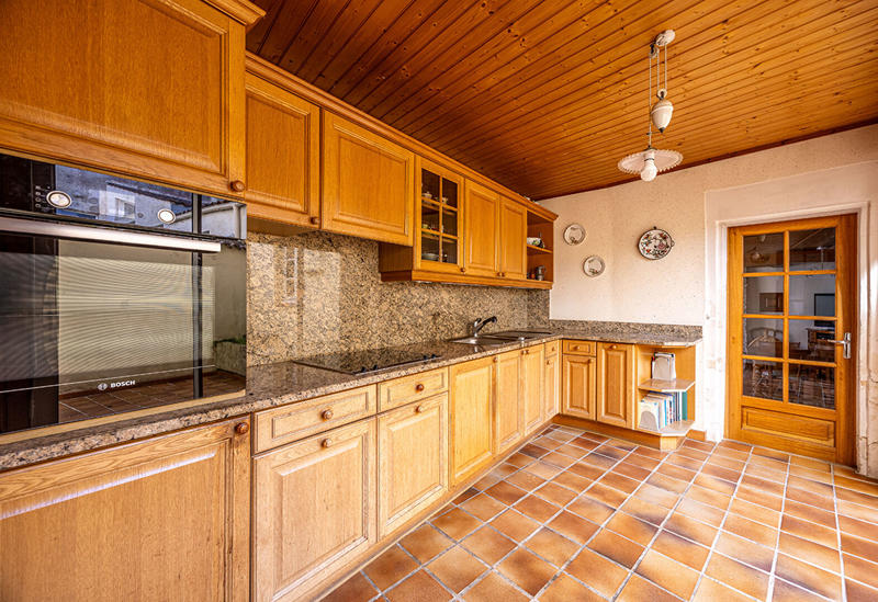 Maison - 161 m² - 6 pièces