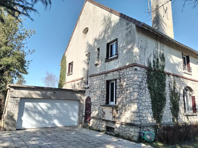 Maison - 291 m² - 12 pièces