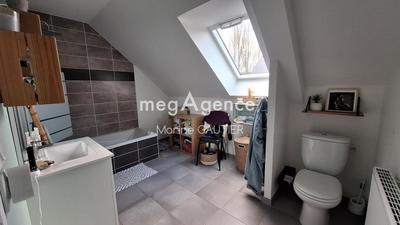 Maison - 90 m² - 6 pièces