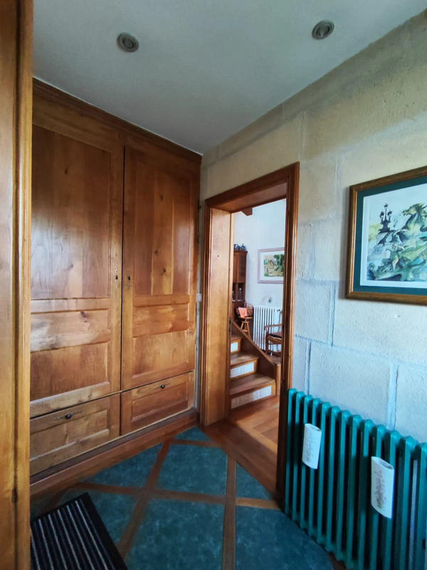 Maison - 248 m² - 6 pièces