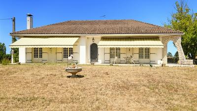 Maison - 185 m² - 7 pièces