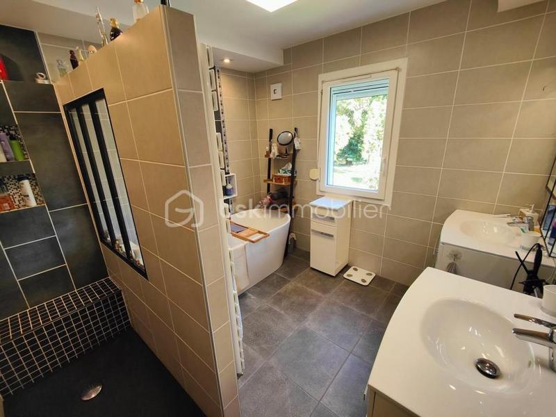 Villa - 169 m² - 6 pièces