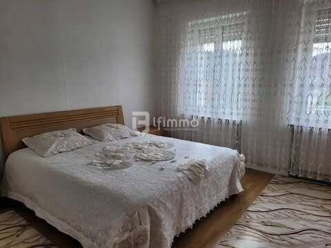 Immeuble - 290 m² - 12 pièces