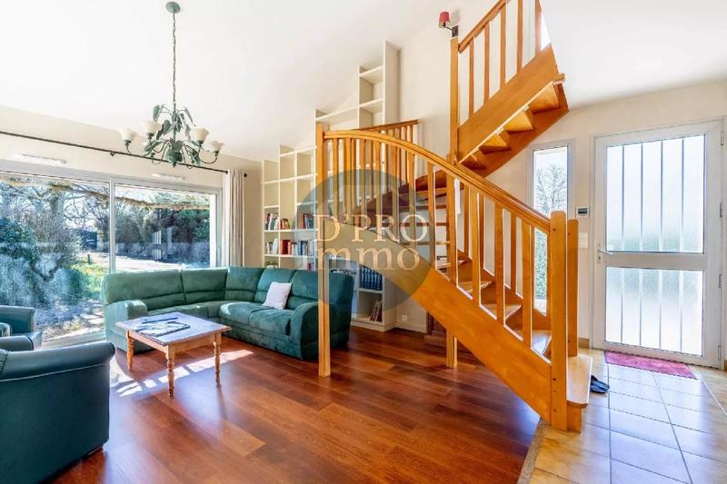 Maison - 153 m² - 7 pièces