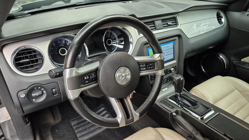 Ford Mustang 3.7 305 Bva7 - Automatique