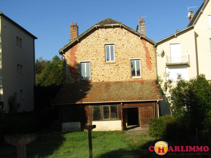 Maison traditionnelle - 115 m² - 7 pièces