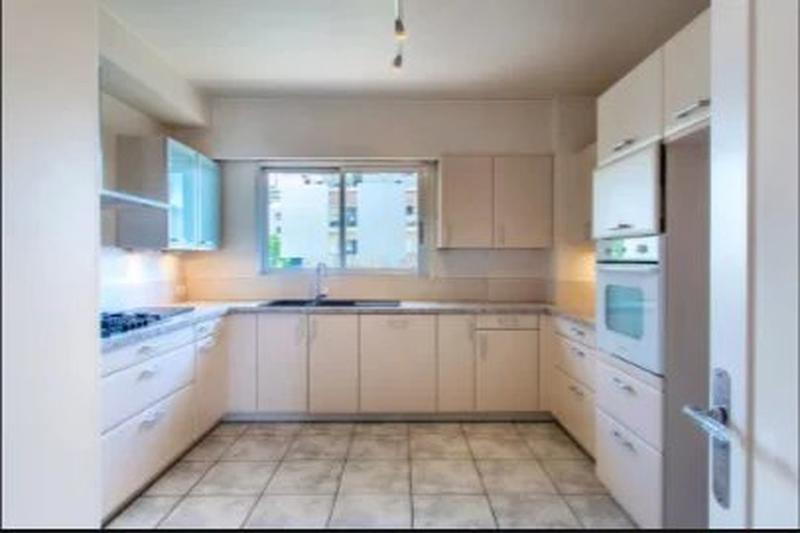 Appartement - 144 m² - 4 pièces