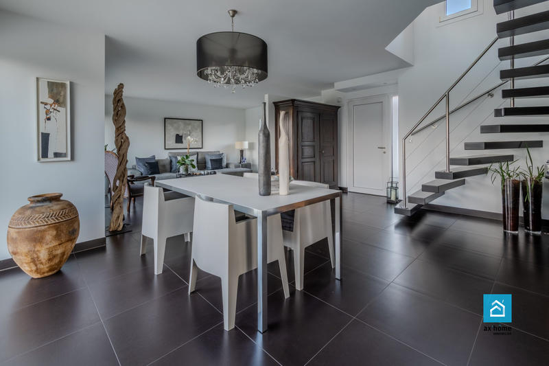 Maison contemporaine - 128 m² - 4 pièces