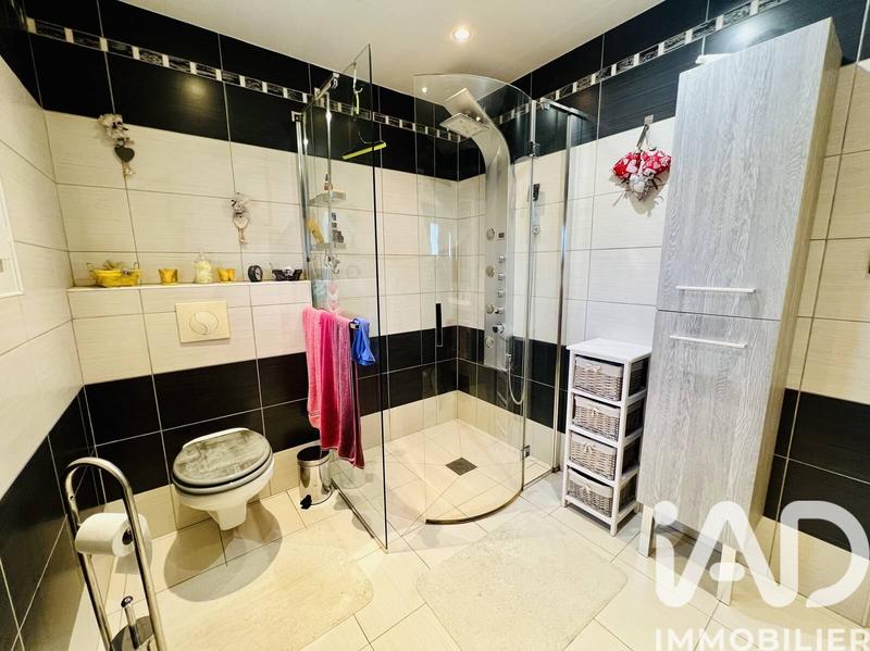 Maison - 86 m² - 4 pièces