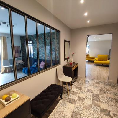 Maison - 243 m² - 7 pièces