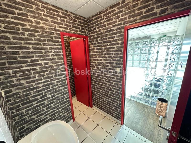 Local commercial - 50 m² - 2 pièces