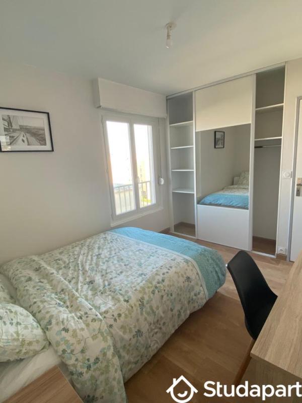 Chambre - 13 m² - 1 pièce