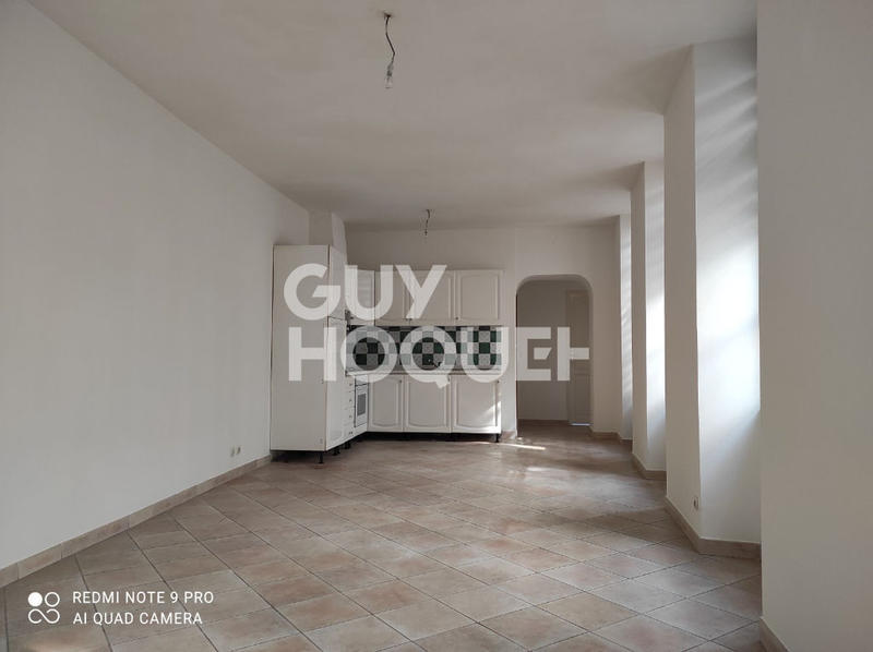 Immeuble - 222 m² - 9 pièces