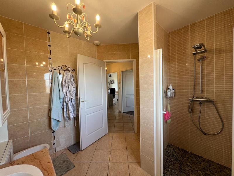 Maison - 146 m² - 7 pièces