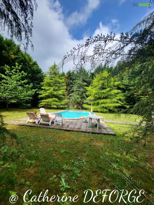 Maison - 120 m² - 10 pièces